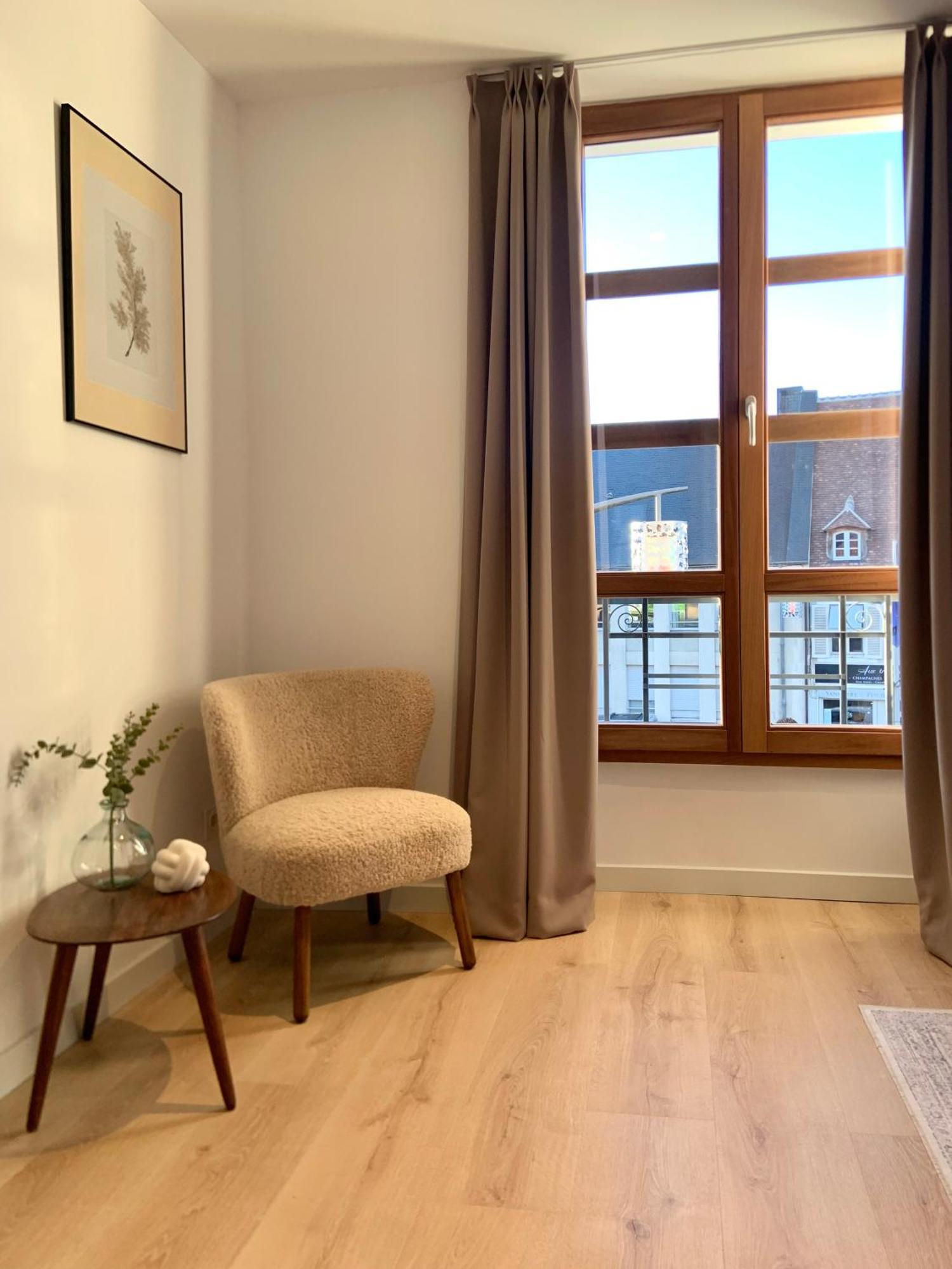 סנסר La Place B&B מראה חיצוני תמונה